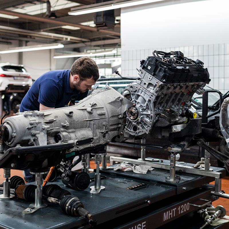 Drexl+Ziegler-Werkstatt-Motor_0523-4_web